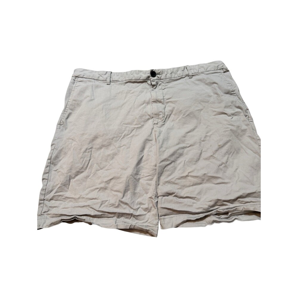 IZOD men’s Size 40 Gray Khaki Shorts